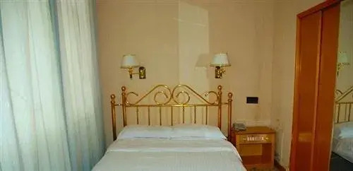 Thank Inn Chain Hotel Pingdingshan Weidong District Jianshe Road Trade Plaza