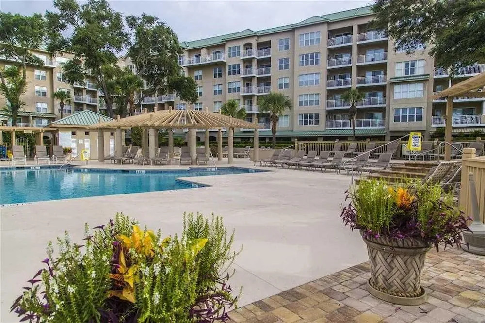 Hampton Place 6407