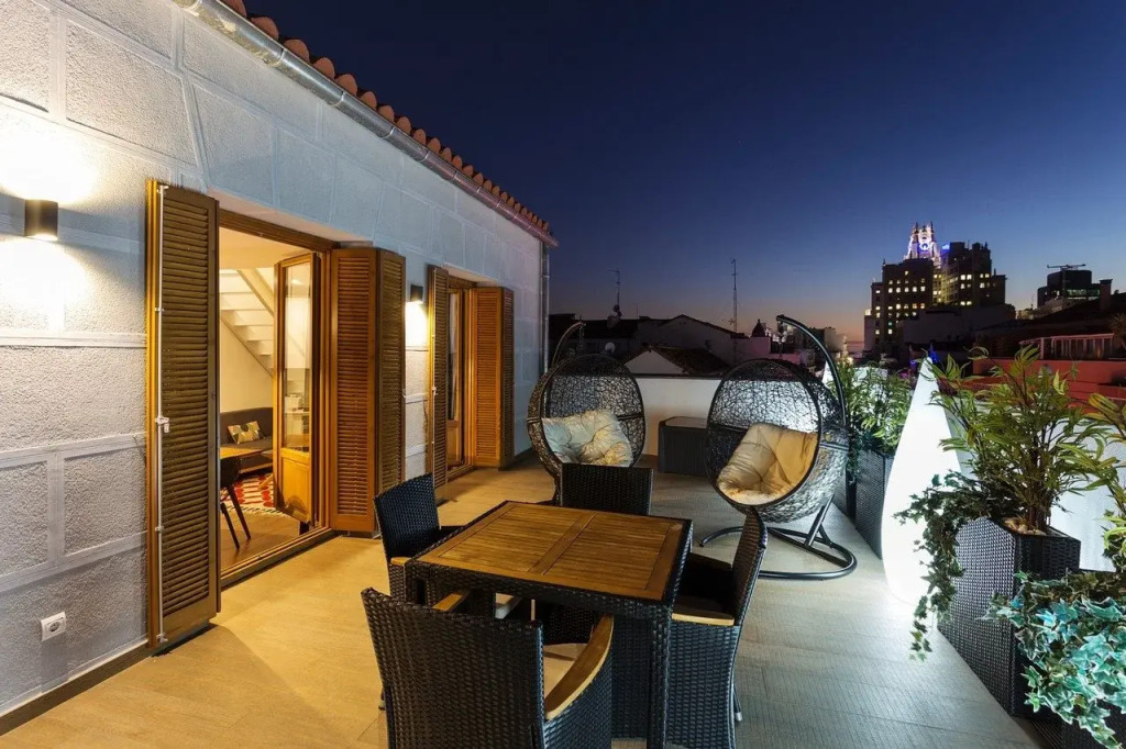 B&B HOTEL Apartamentos Madrid Centro Fuencarral 46