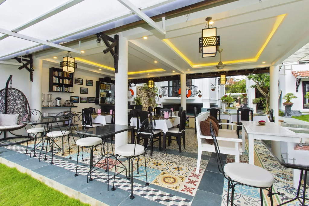 Riverside Impression Villa