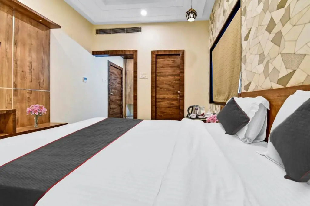 Hotel Shakun Palace