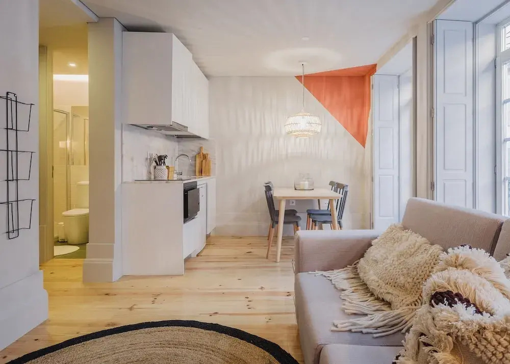 Boutique Rentals Flores Exclusive Charm