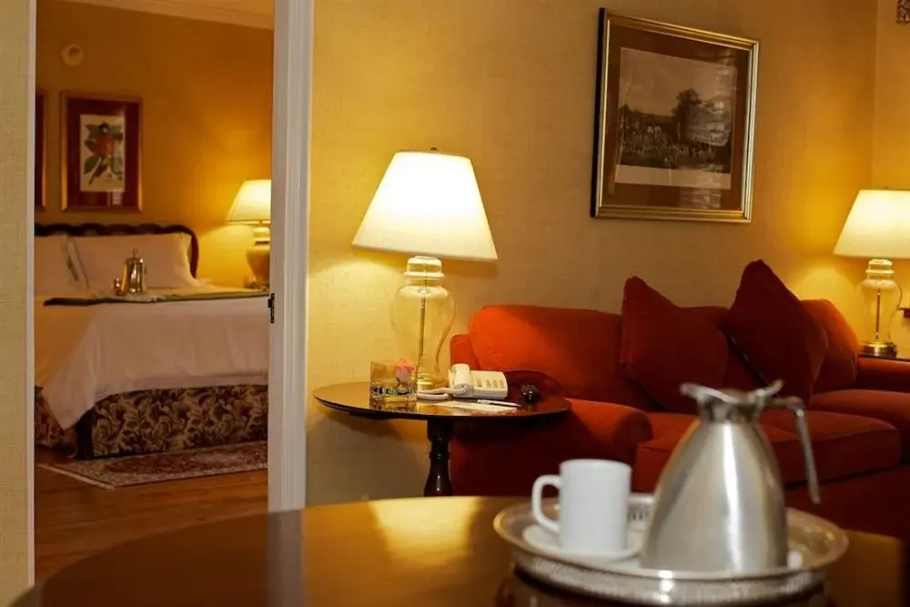 The Deer Path Inn