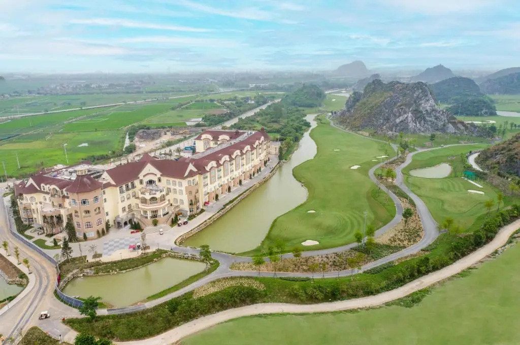 Legend Valley Hotel Ha Nam