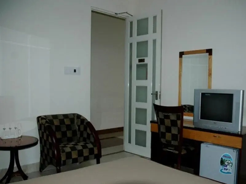 Ho Phong Hotel