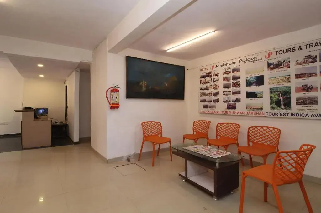 Jambhale Palace by OYO Rooms