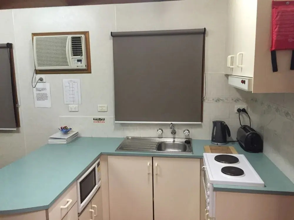 Inverloch Cabins & Apartments
