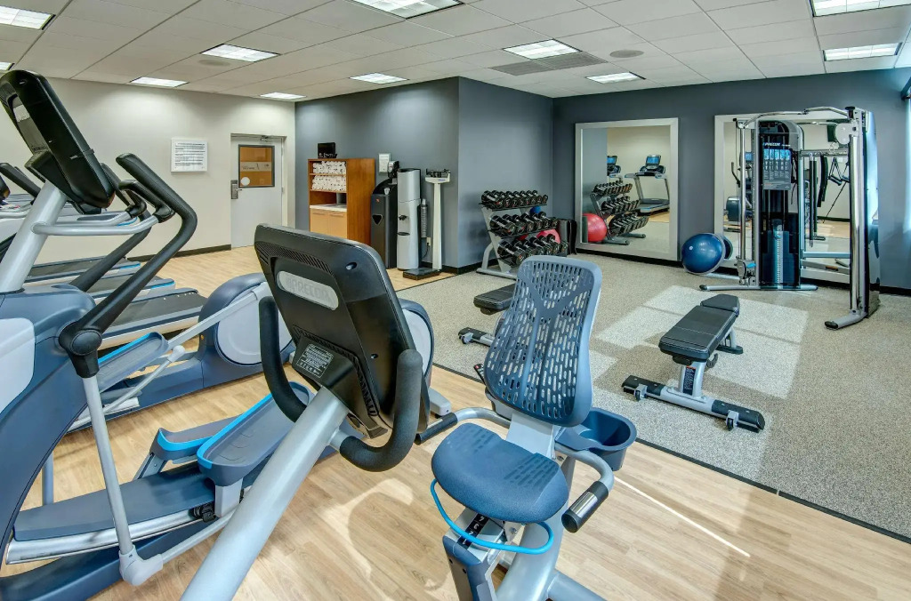 DoubleTree by Hilton Tinton Falls-Eatontown