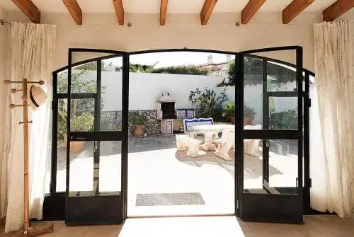 Villa Yvonne