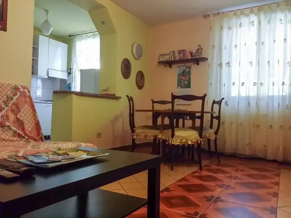 Grand Apart Maria
