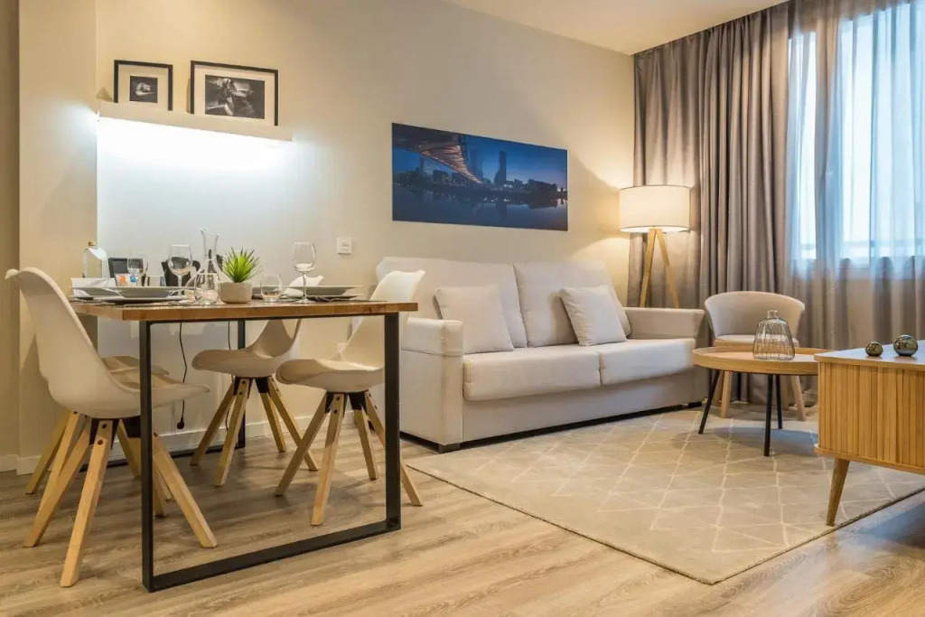 Bilbao City Center by abba Suites