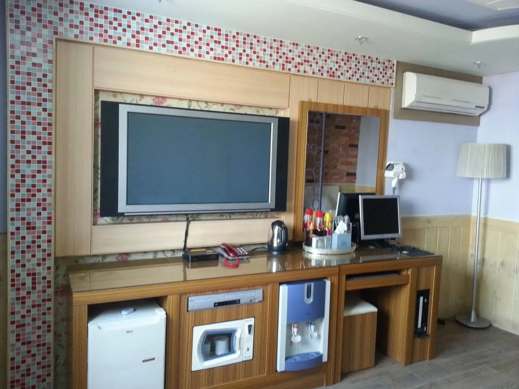 World Tourist Hotel