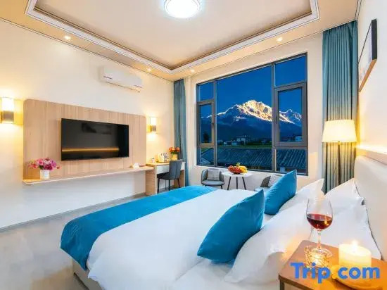 Ruining Snow Mountain View Homestay (Lijiang Sanyi Airport)