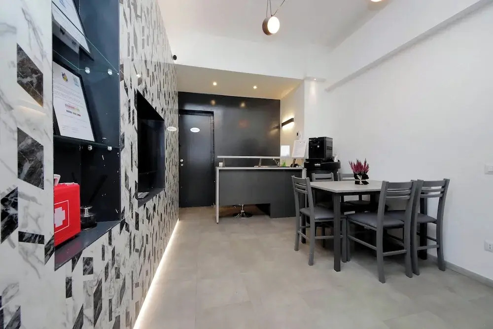 Flatinrome Trastevere Deluxe Rooms