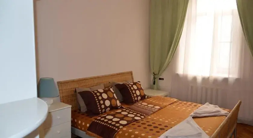 Day By Day Apartment