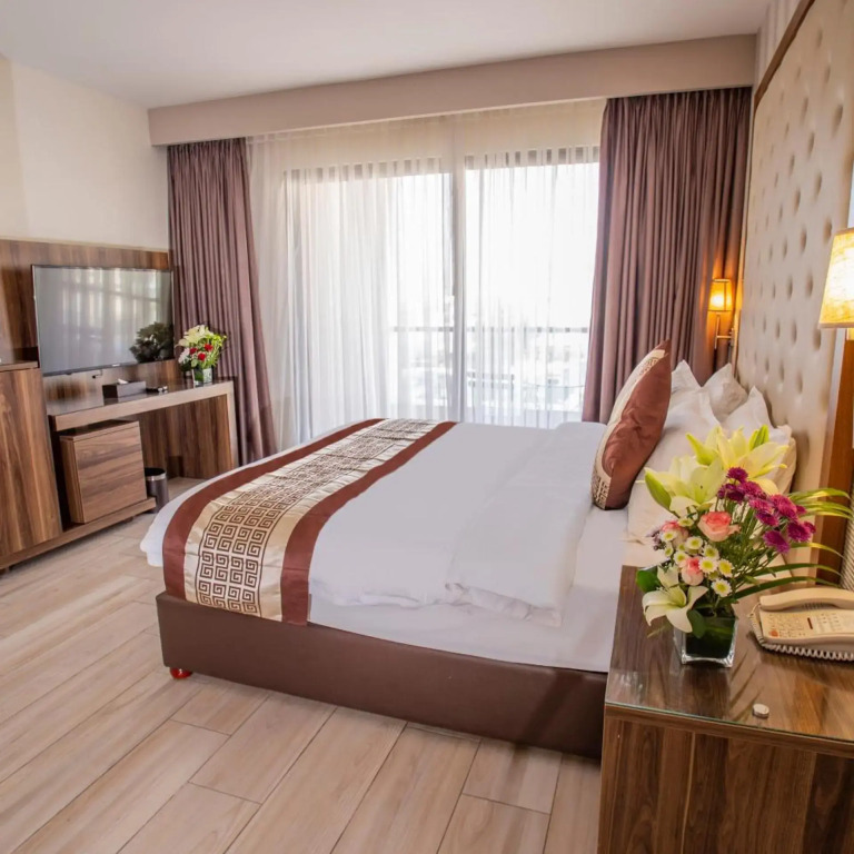 Lacosta Hotel