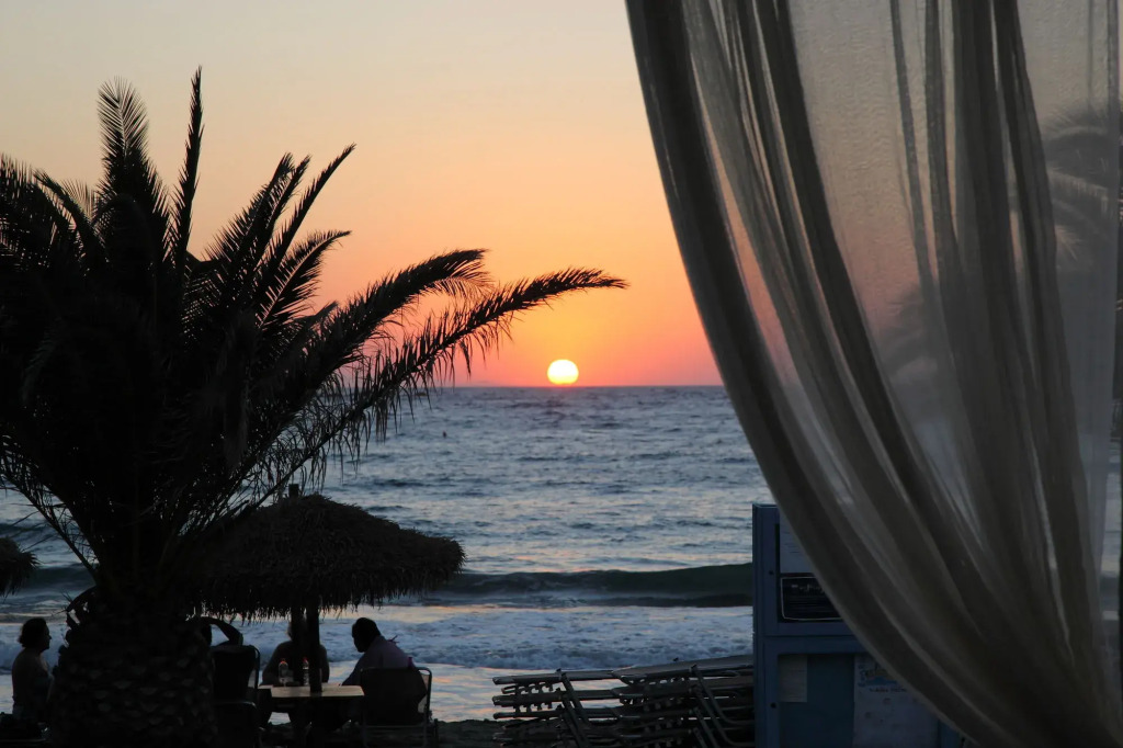 Blue Harmony Hotel
