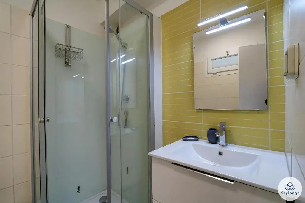 T1 - Rive Gauche 2 Etoiles - Proche Centre Saint-Denis