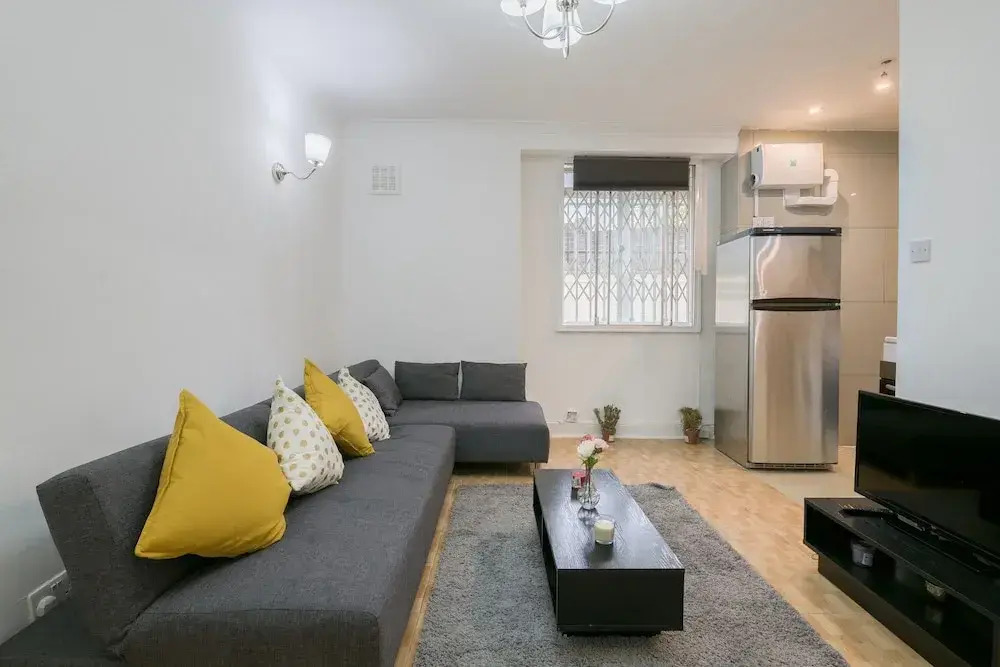 Elegant & Central 1BR near Little Venice