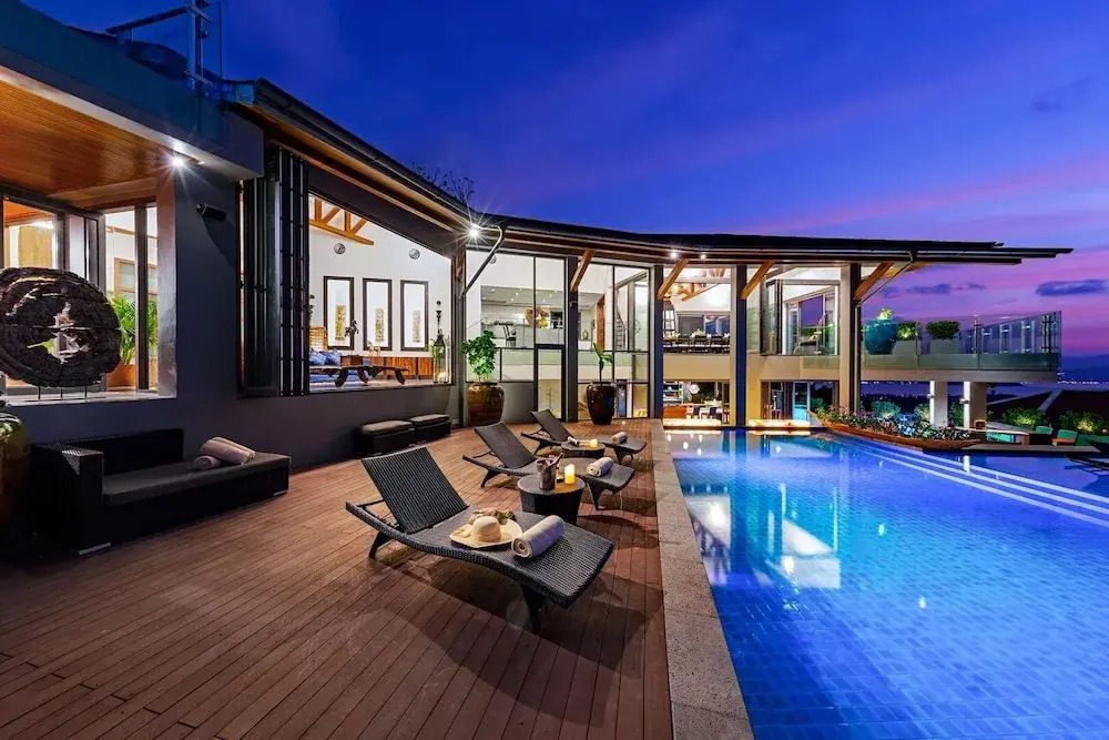 Villa Skyfall