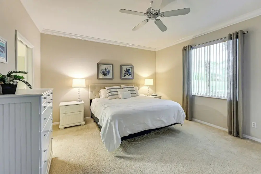 Golf, Swim & Relax! Condo 8 Mi to Dtwn Naples