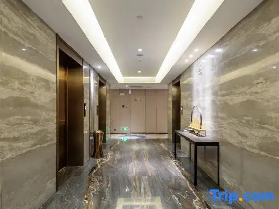 Victoria Harbour Joy Hotel