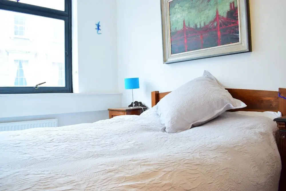 3 Bedroom Pimlico Home