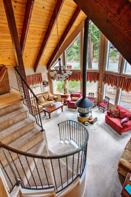 Lloyds Lodge Vacation Rental 4 Bedrooms 2 Bathrooms Home