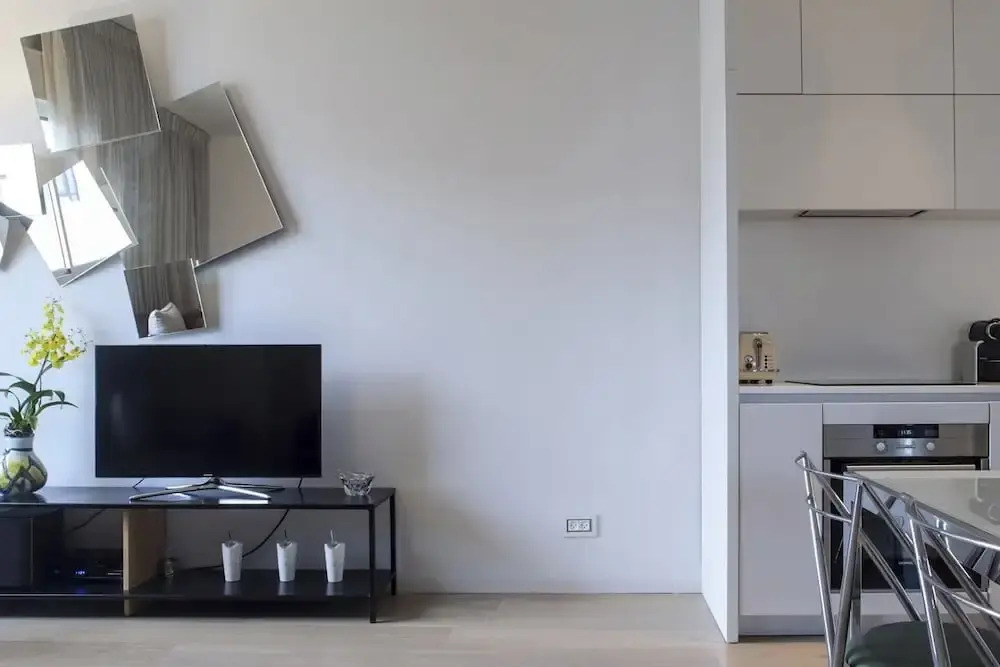 Duplex Penthouse by Rothschild Pkg TL54