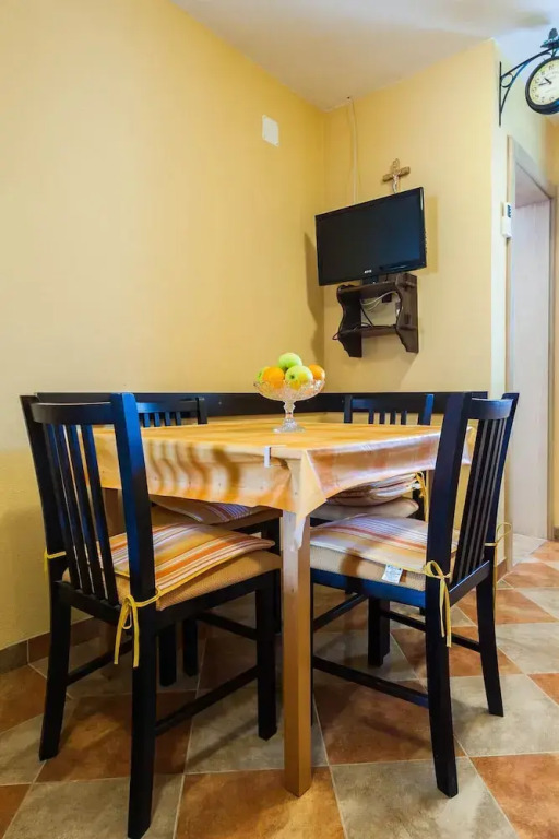 Cozy Apartments in Zadar with Sea and Mountain Views