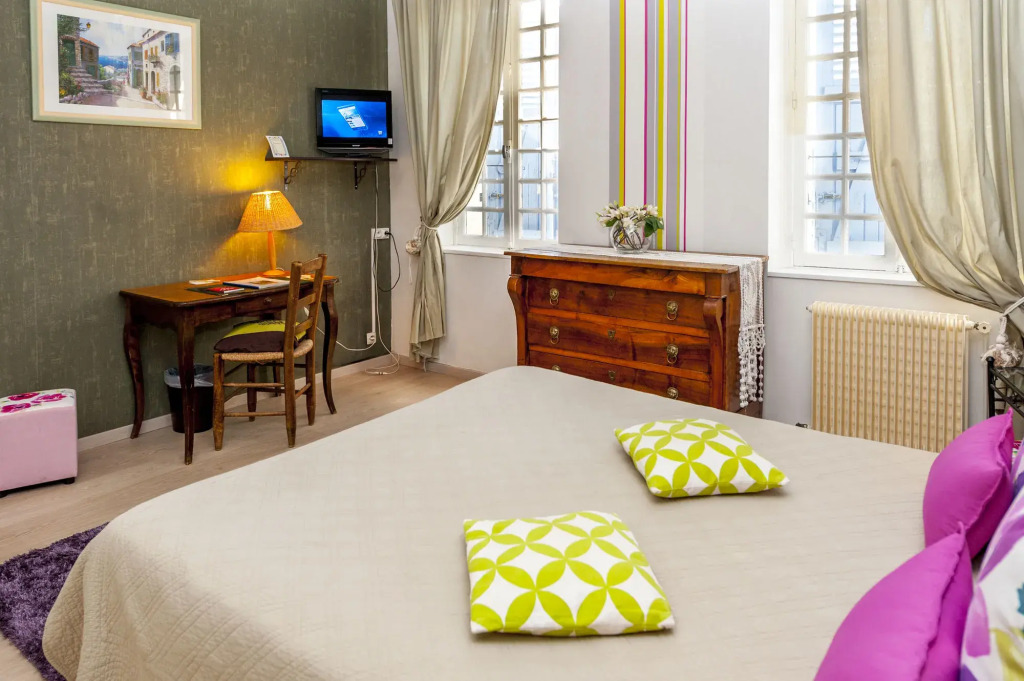 Logis Auberge De Tavel