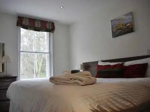 Barley Sheaf, Old Bridge Street EN SUITE ROOMS, ROOM ONLY