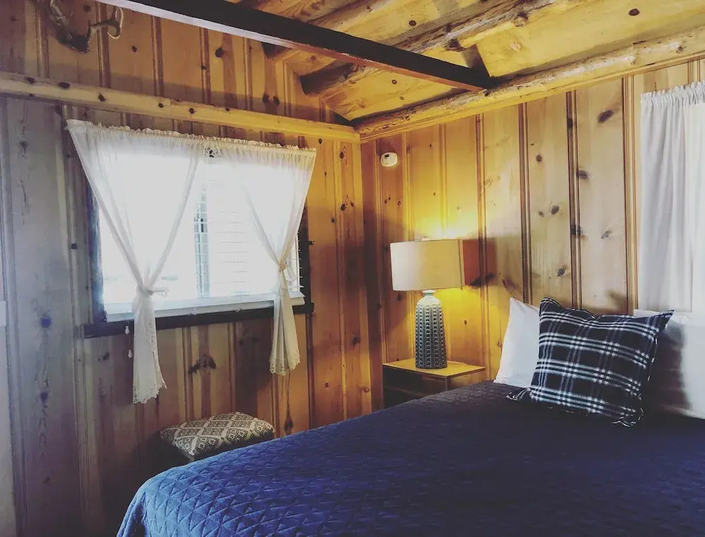 Oak Knoll Lodge
