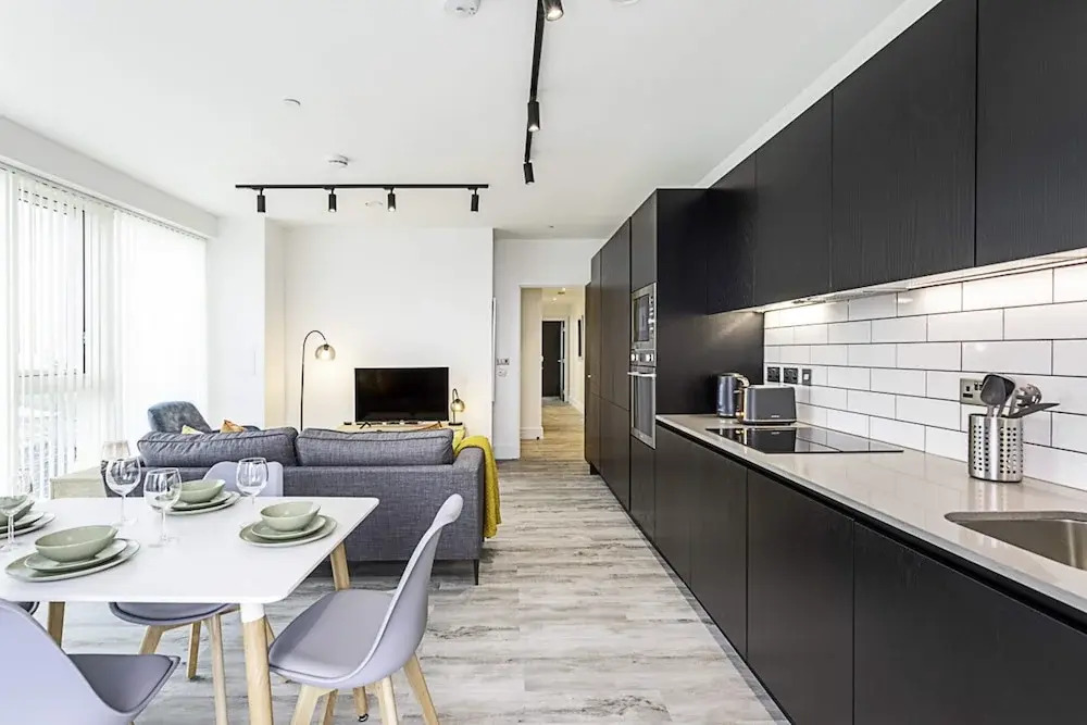 Icon Tower Flat One - North Acton