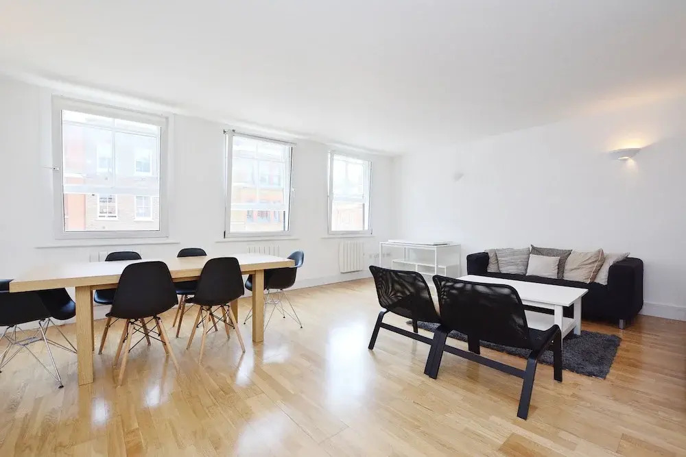 Elegant Oxford Street Apartments