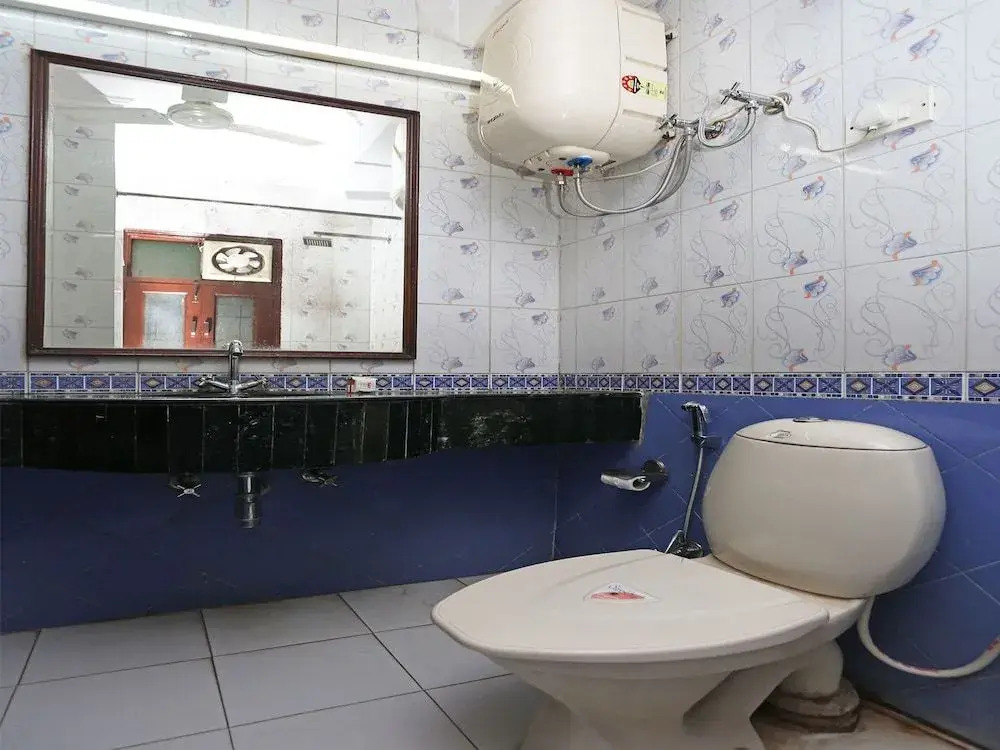 OYO 1879 Hotel Imperial Inn