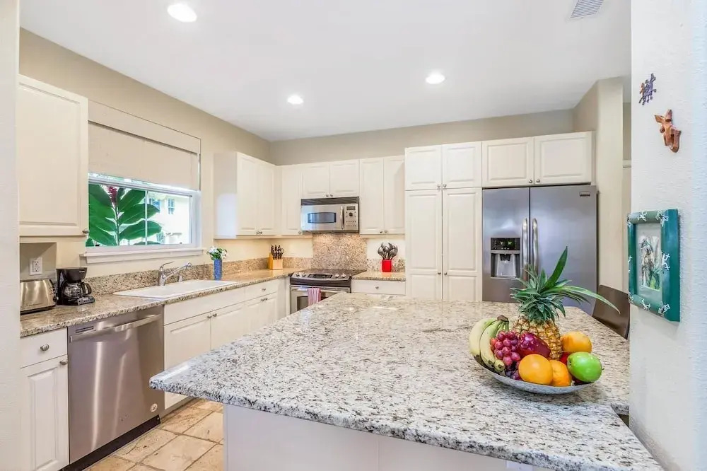 Leilani 3 Bedroom Condo