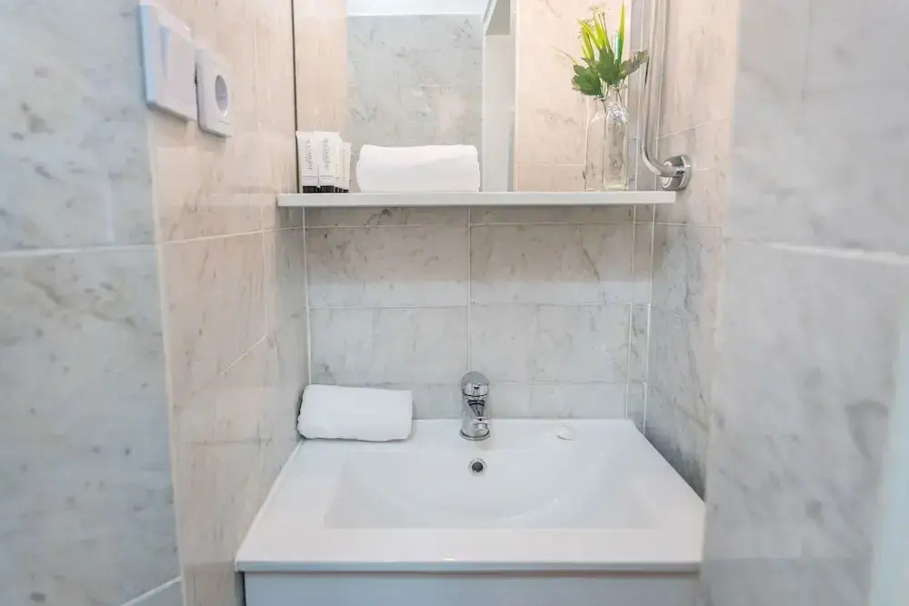 Spacious 2bdr Apartment on Tkalciceva Street