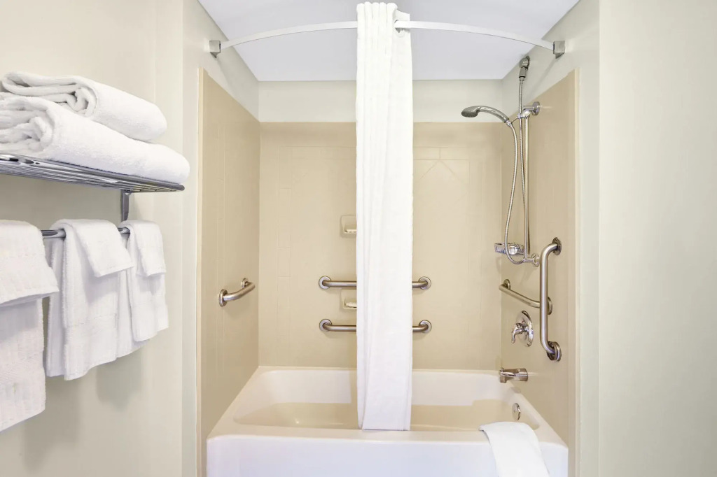 Candlewood Suites Fayetteville Fort Bragg by IHG
