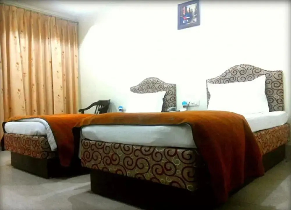 Hotel Premashram Bodhgaya