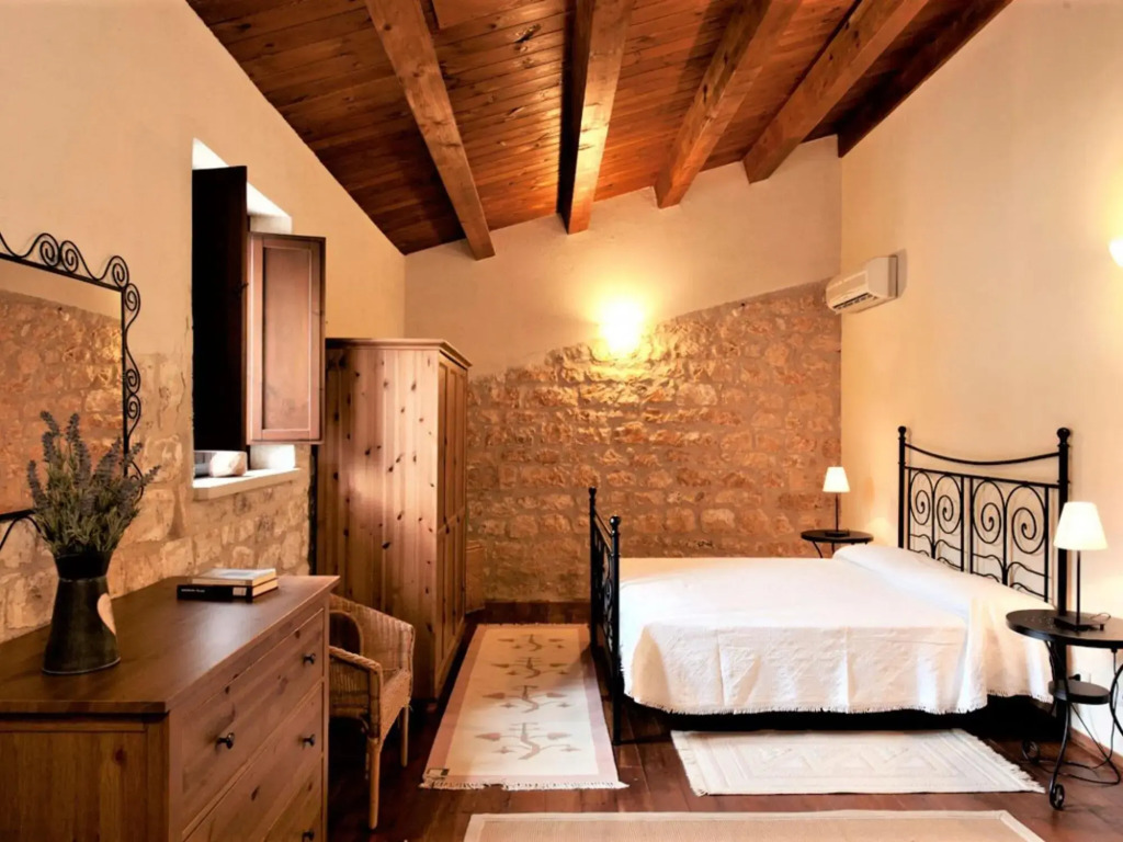 Appealing holiday home in Modica with shared garden