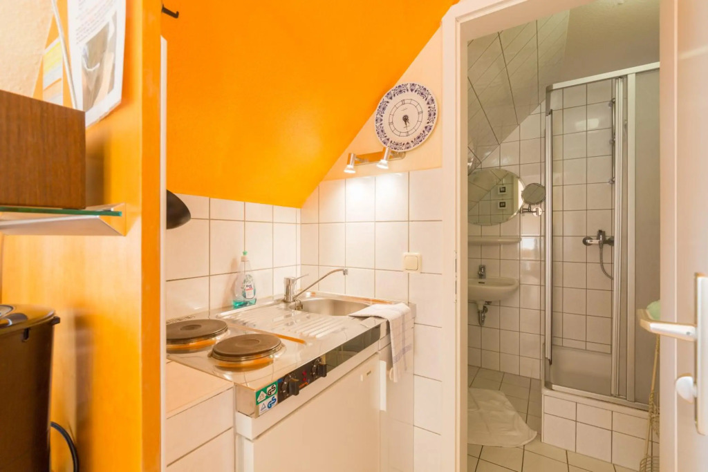 DER SÜDSCHWEDE ... Dein Gästehaus mitten in Zingst und nah zum Strand