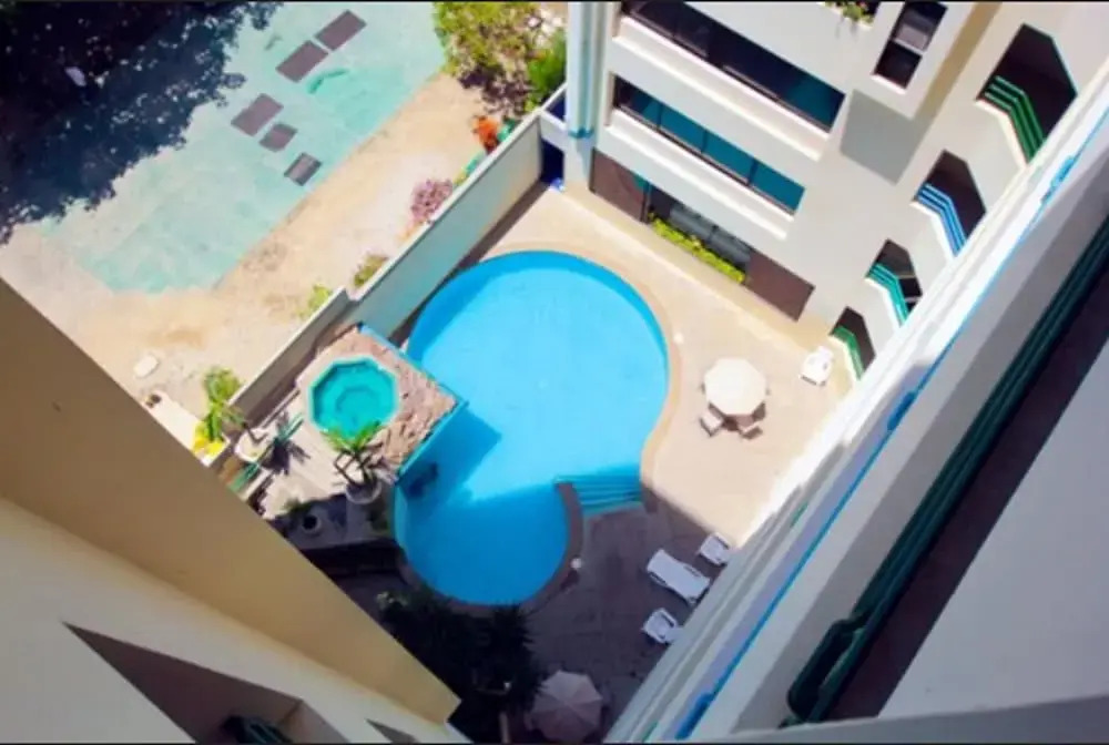 Blue Bay Hotel