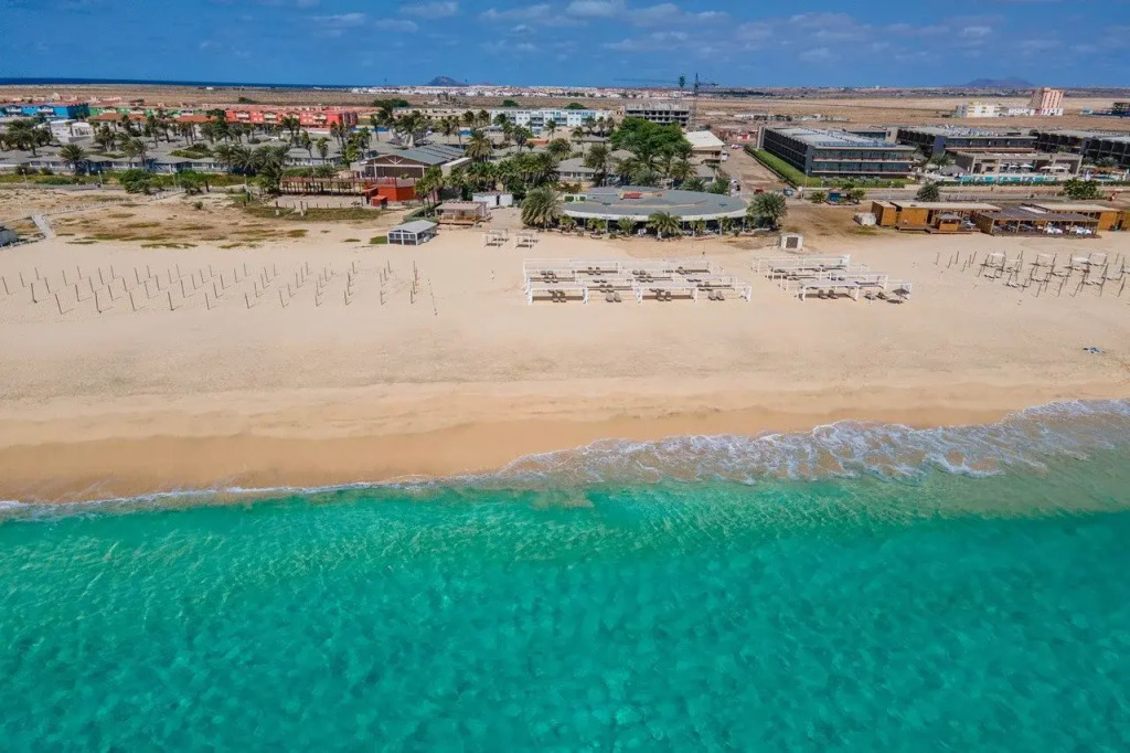 Halos Casa Resort