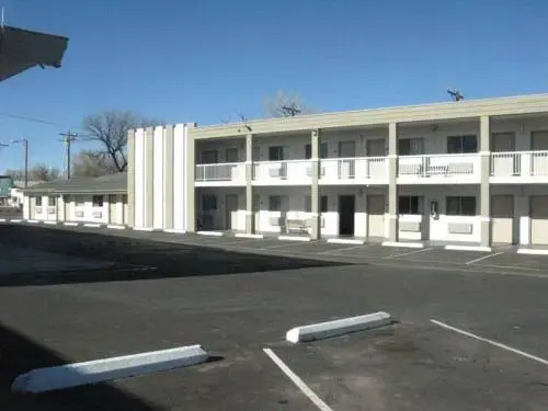 Welcome Inn and Suites