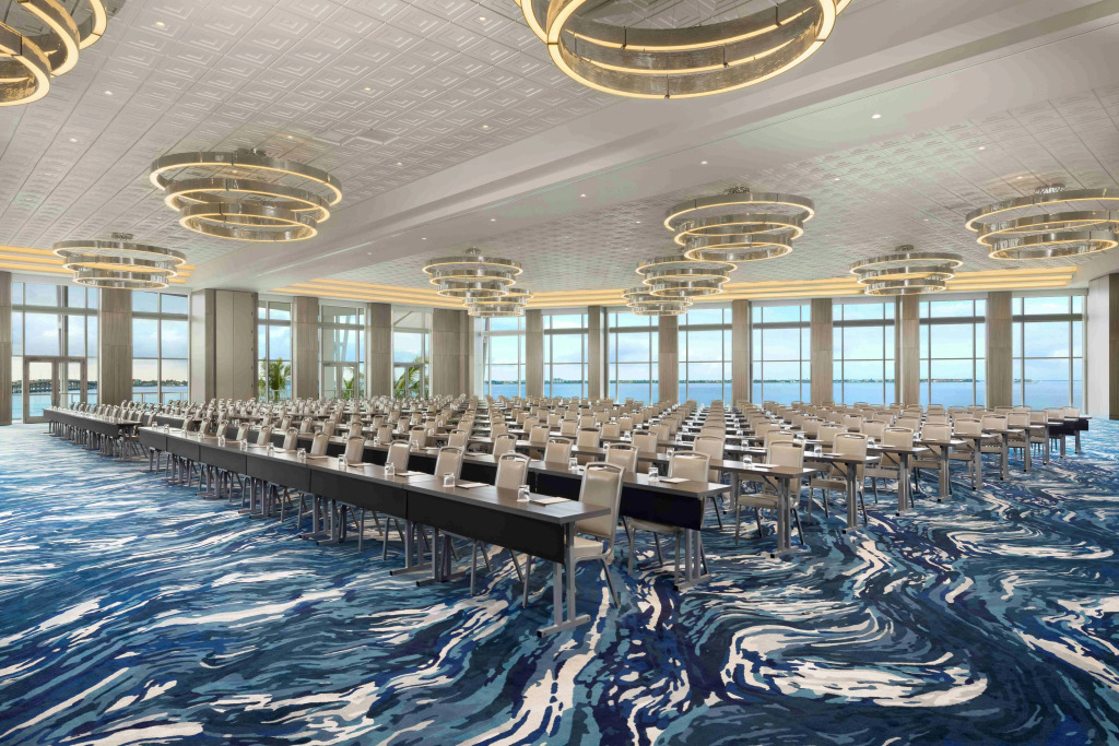 Sunseeker Resort Florida Gulf Coast, Curio Collection Hilton