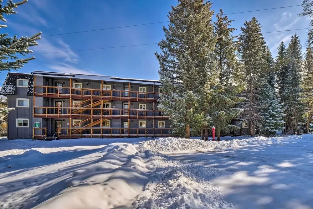 Idyllic Condo ~ 5 Mi to Winter Park Resort!