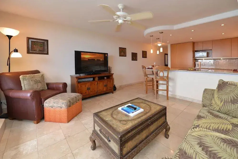 Kaleialoha #208 1 Bedroom 1 Bathroom Condo by Redawning