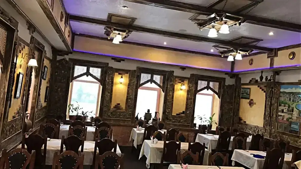 Hotel Ug