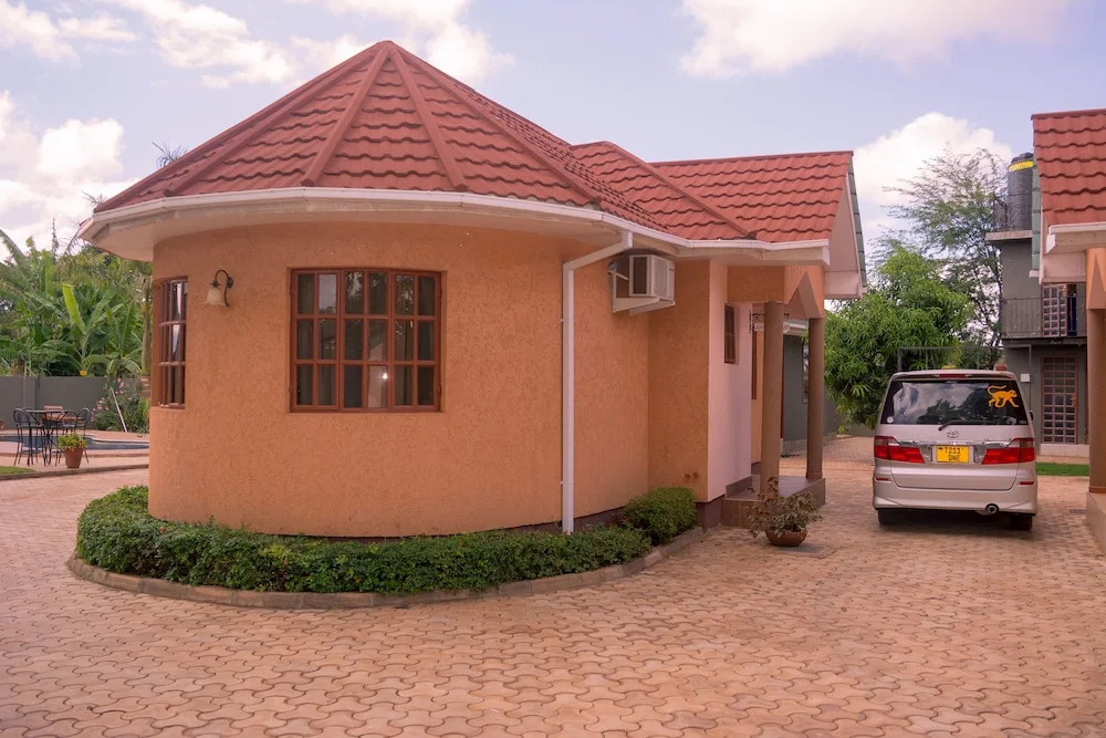 Lindrin Lodge